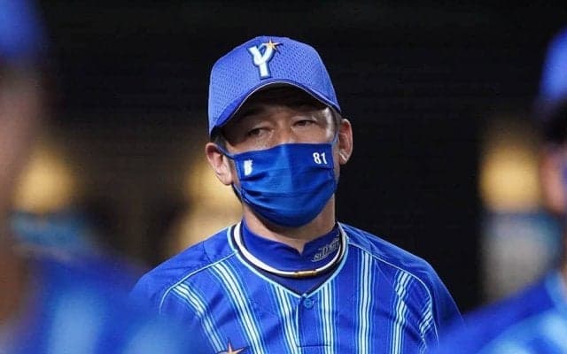 逆転劇の始まりは「懲罰交代」　人情派のDeNA三浦監督が見せた“厳しさ”の理由