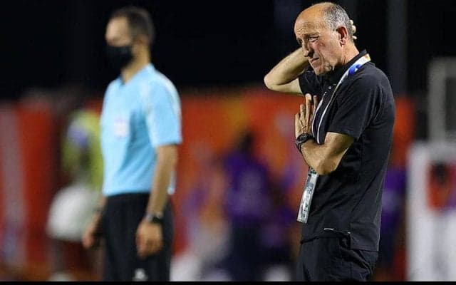 不振続く神戸、3カ月足らずでロティーナ監督と契約解除…吉田孝行氏が3度目指揮へ