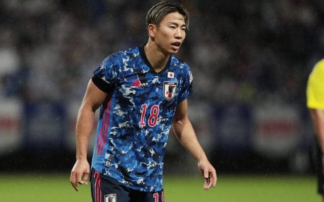 「若いメンバーに混じって！」浅野拓磨が日本でのラストのトレーニング、笑顔で記念撮影「またここから頑張ろう」