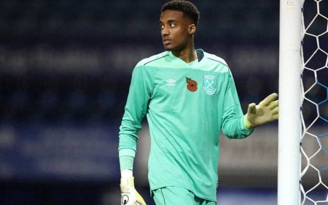 ウェストハムがGKトロットと契約延長、15歳でGKに転身した期待の若手