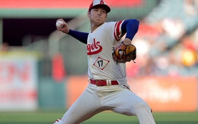 大谷翔平、初回いきなり3K発進　ストンと変化の一球に米注目「えげつない…ひざまずけ」