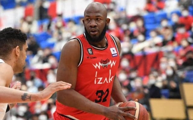 富山がジュリアン・マブンガの退団を発表「皆さまに心から感謝したいです」