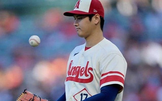 【MLB】大谷翔平が「メチャ愛らしい」「心温まる」　首かしげる“かわいい表情”にファン悶絶