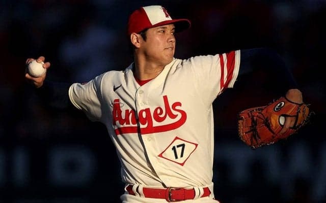 大谷翔平の“セクシー魔球”にファンうっとり　打者翻弄の縦割れ軌道は「別次元」