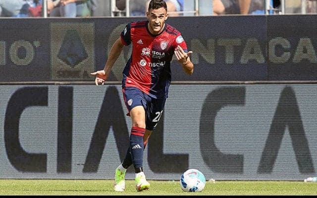 ボローニャ、降格カリアリからDFリコギアニスを獲得！　退団噂ヒッキーら左サイドの穴埋め補強に