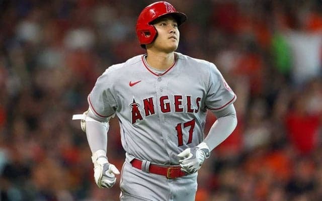 「西海岸を越えて日本に打ち返そうとした！」　大谷翔平、2階席弾に米実況席も粋な絶賛