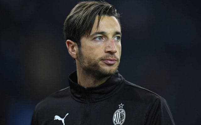 ミランが38歳ベテランGKミランテとの契約延長OPを行使