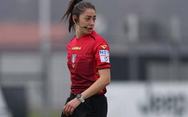 セリエAで初の女性審判員が誕生！新シーズンから割り当て