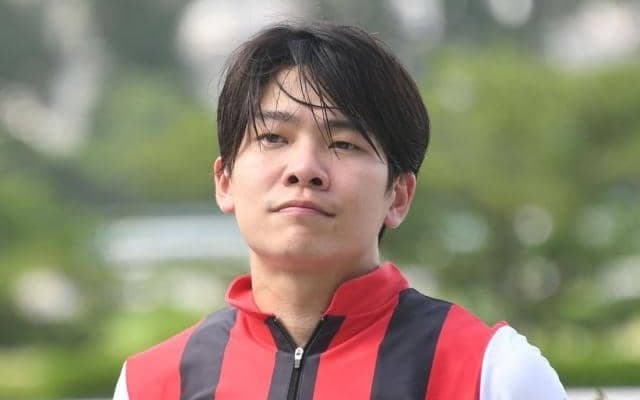 【JRA】三浦皇成騎手が日曜乗り替わり 装鞍中に馬に踏まれて負傷