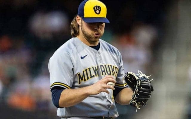 【MLB】マウンド降りてベンチ奥へ猛ダッシュ…CY賞右腕の謎行動は「トイレ行きたかったんかな」