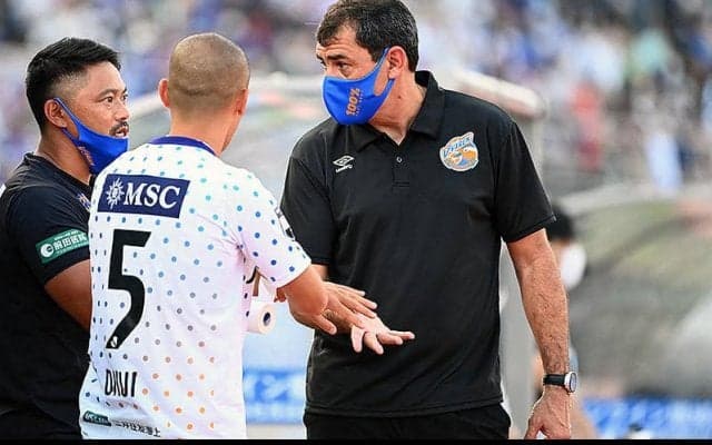 小川航基4戦連発の横浜FCが首位堅持！　新潟＆仙台も勝利、カリーレ新体制の長崎が白星発進【明治安田J2第24節】