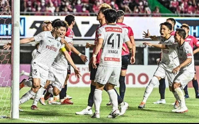 【川崎】CKで先制もセットプレー2発で逆転負け！ チャンス量産の前半に「1得点のみ」の決定力が響いて首位との勝ち点差は「6」に