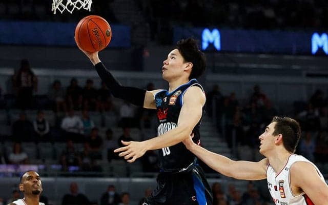 サマーリーグ初戦で4得点をマークした馬場…試合はウォリアーズが黒星スタートに