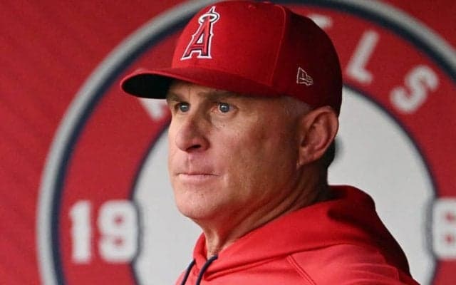 【MLB】出場停止中のエ軍ネビン監督代行が激白　波に乗れないチームに「けっこう惨め。つらいよ」