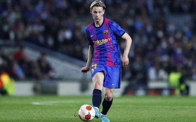 マンチェスターUが「バルセロナMF」などの獲得狙う! 新監督のアヤックス時代の教え子3人を加えた「新布陣」で復活へ