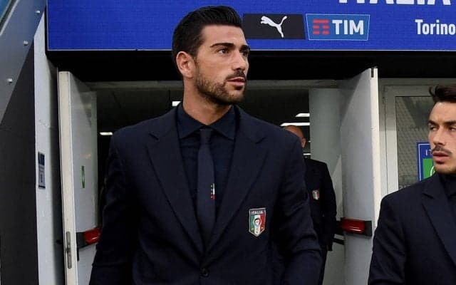  “美人すぎる彼女”がついに結婚！元イタリア代表FWペッレとの挙式を吉田麻也も祝福  