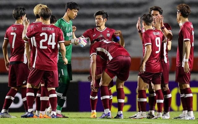 いくつ分かる？ 神戸DF槙野ら寿司会写真に4人の中で「1人だけ〇〇」