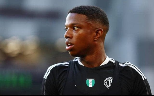 ユナイテッド移籍のマラシア、“先輩”ファン・ペルシ-が別れのメッセージ