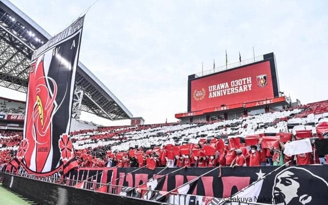 【浦和レッズ】サポーターが「声ではなく指」で勝ち点3要求! モーベルグのゴラッソで京都に追いつき、「今季11度目」のドロー決着