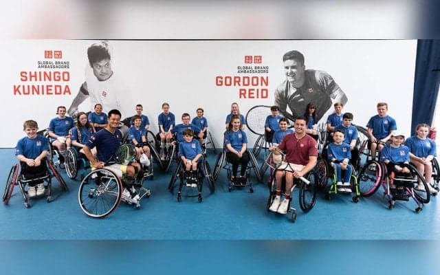 国枝慎吾、リードがイギリスで次世代車いすテニス選手のクリニックに参加