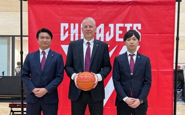 千葉ジェッツの新指揮官ジョン・パトリックHCが会見に登場 - 2022-23シーズンのスタッフも発表に