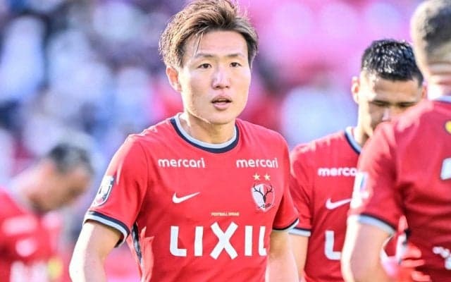 【鹿島】三竿健斗の交代後に2失点で「求められるフィルター役」  レネ・ヴァイラー監督は｢意見には賛同できない｣と反論も「持ち上がる背番号6の起用法」