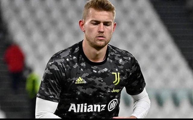 チェルシー、デ・リフト獲得は困難か…選手側が交渉をストップ