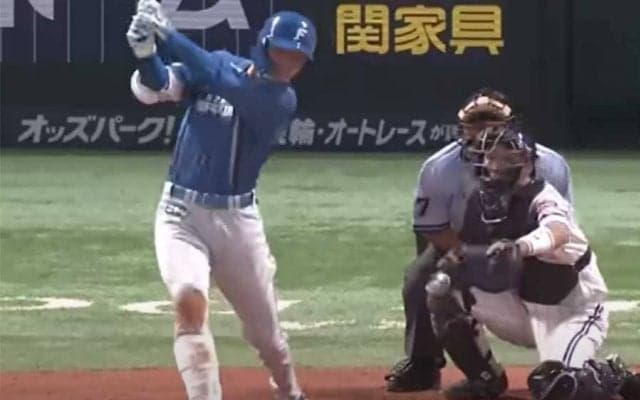 投手は苦笑い、新庄監督は歓喜　清宮の“力感ゼロ弾”は「あの弾道でスタンド届くんか…」