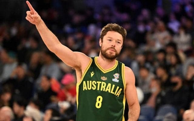 マシュー・デラベドーバが2シーズンぶりのNBA復帰に向けてキングスとワークアウト