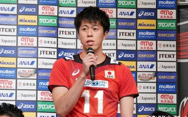 富田将馬を支えた恩師の存在。中学に部活がなかった少年をつなぎとめた2人だけのパス