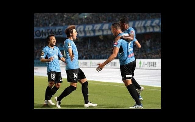 川崎フロンターレが４－０の圧勝。窮地に立たされたチームに芽生えた逆襲への「変心」