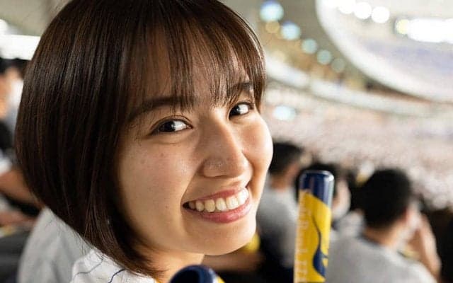 遠投70m超えの美人“野球女子”　イチロー氏との出会いで燃え上がった野球愛