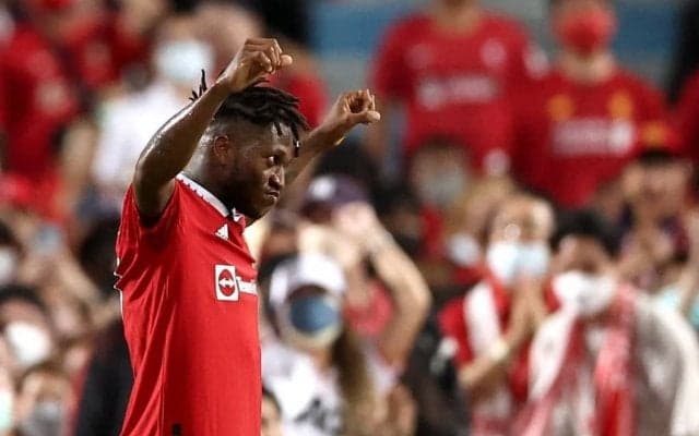 マンU がブラジル代表MFの｢超絶ループ」ゴールなどでリバプールに4-0快勝！ テン・ハーグ監督の初陣を｢スーパーゴール｣で飾る！