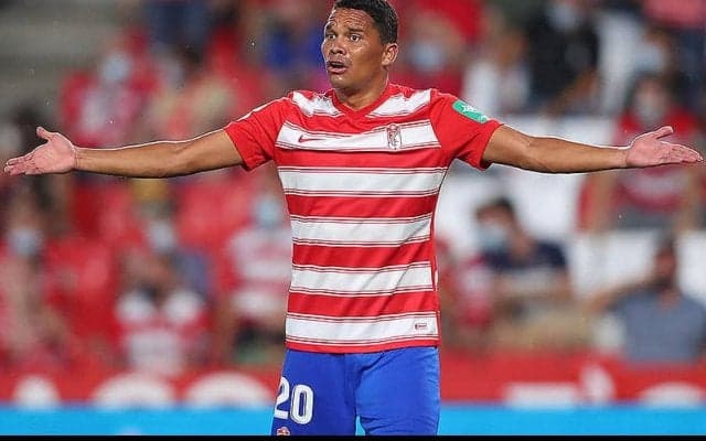 カルロス・バッカが古巣ジュニオールに10年半ぶりの帰還！　今夏グラナダを退団