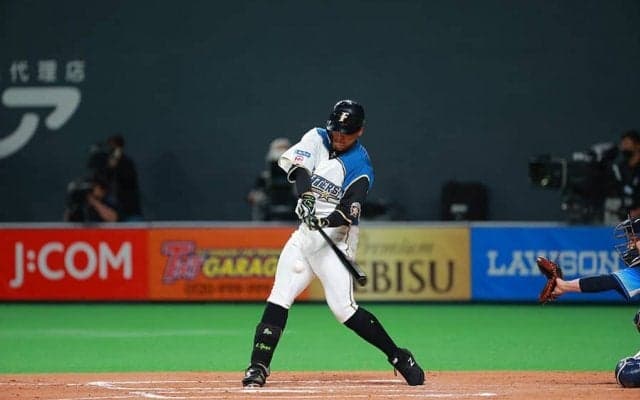 飛距離を伸ばしたいなら“羽根打ち”　元日本ハム外野手が子どもたちに勧める練習法