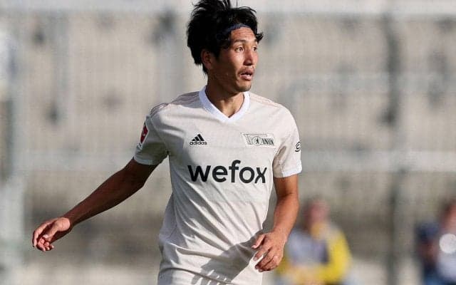 原口元気がさらなる“強さ”を求める？合宿でダンベル両手に苦悶の表情