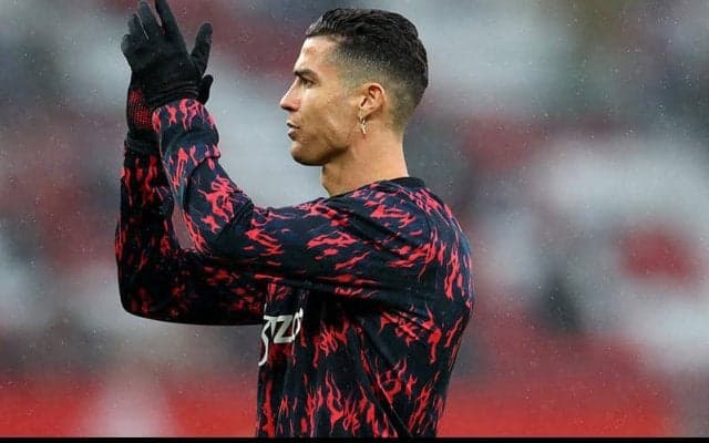 スターリング獲得のチェルシー、C・ロナウドから撤退