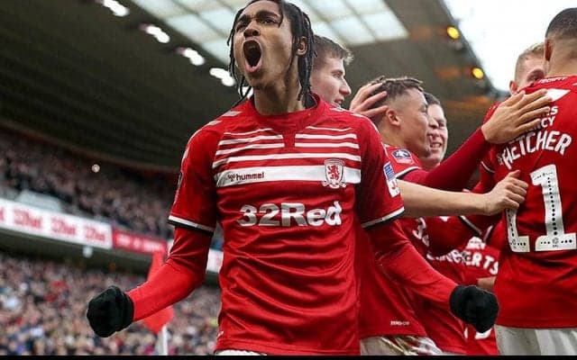 スパーズがDFスペンス獲得に大きく近づく！　今週末にも移籍完了か