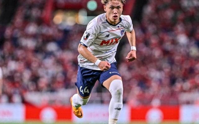 “カメラマン”松木玖生が撮影した写真に「ファンモンコラボの伏線？」の声！ FC東京公式が公開した「再現性が高すぎる写真」