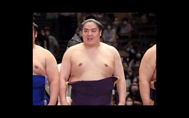 名古屋場所で好発進を決めた一山本。錣山親方がその強さの秘密を徹底解剖