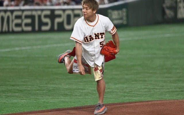 「めっちゃええボール投げるやん」　武尊の“快速球”に場内どよめき「すげえな」