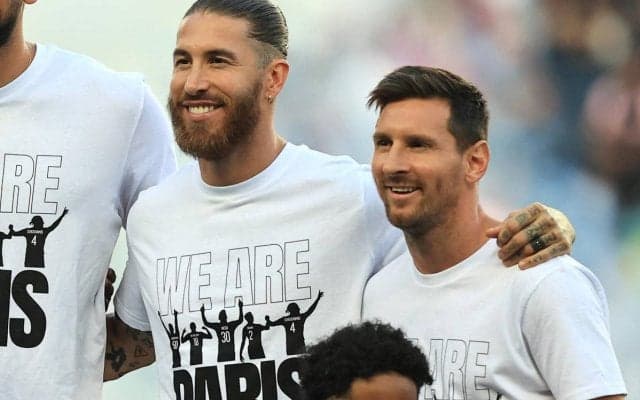 来日直前のPSGで奇跡のシーン!? 「生きてるうちに見れるとは」とファンが驚いたメッシとラモスのやりとり