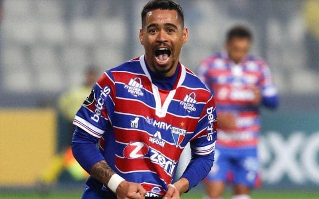 “ピカチュウ”がJリーグに！ 清水が獲得を正式発表「期待に応えられるよう頑張ります」