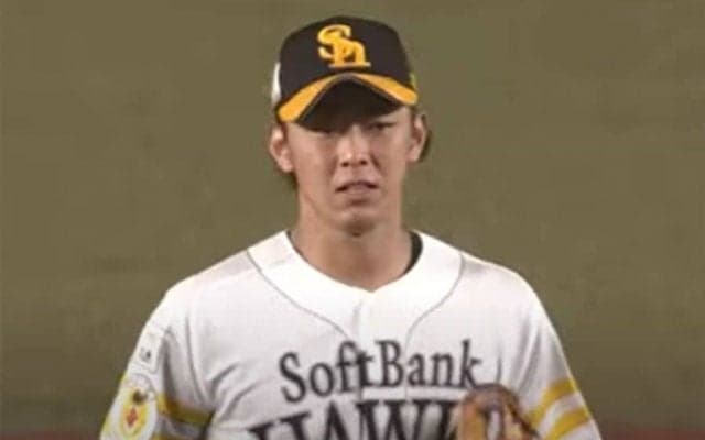 今宮健太の“回転爆肩”が「凄すぎるんよ」　神速ダッシュとのコンボが「華麗すぎ」