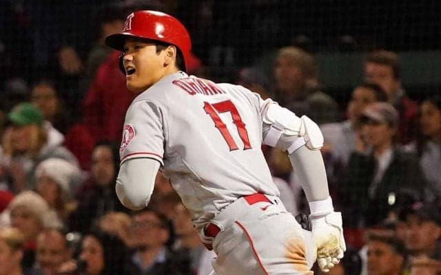 大谷翔平が「自ら降板を告げた…」　フェンス直撃の飛球が生んだ奇跡のヒットが話題【前半戦の二刀流】