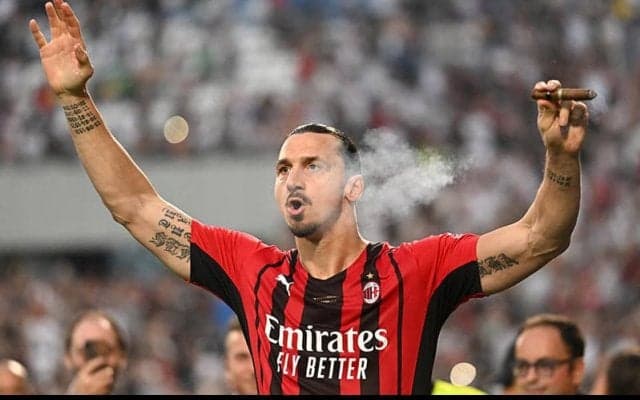 ミラン、長期離脱中のイブラヒモビッチと契約延長