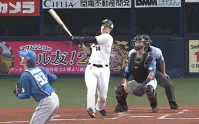 「球場なかったらどんくらい飛んでたんだろう」　棒立ちから“超省エネ”5階席弾に騒然