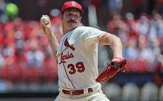 マイコラス、ドレス美人妻＆子供らと歩いた幸せ赤絨毯に反響「ローレンさんお綺麗」