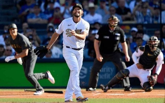 【MLB】大谷翔平を刺した牽制は「うまくいった」　カーショー「柵越えされなかったから勝ち」