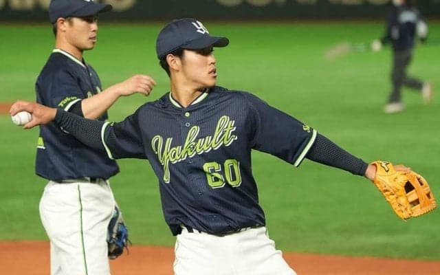 「菊池みたいなスーパープレー」　美技生んだ身のこなし＆グラブ捌きが「上手すぎやろ」